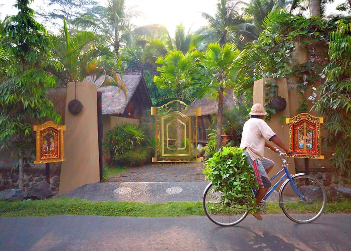 Jendela Di Bali